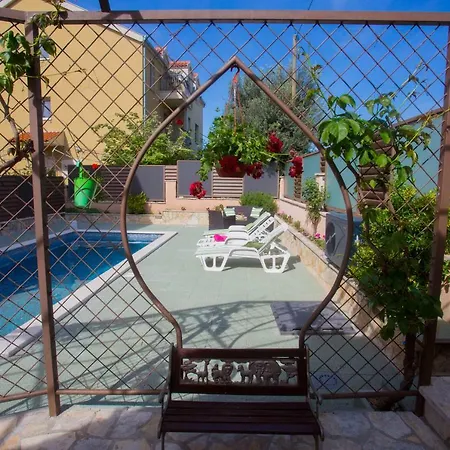 Mateo Appartement *